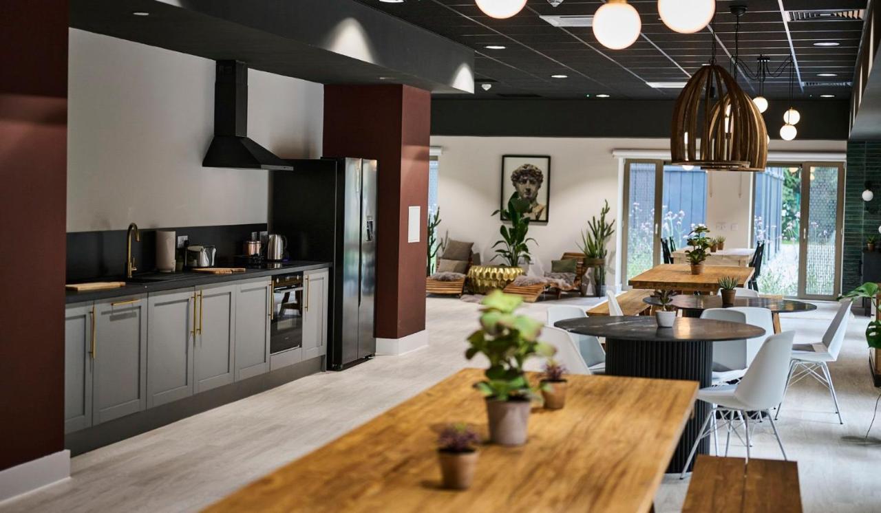 Apartament For Students Only The Oaks In Coventry Zewnętrze zdjęcie